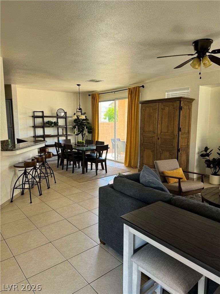 10261 Bentley Oaks Avenue — photo 3 of 43