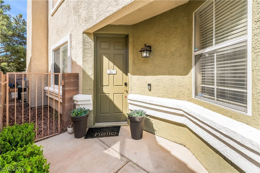 9125 Hampstead Avenue — photo 4