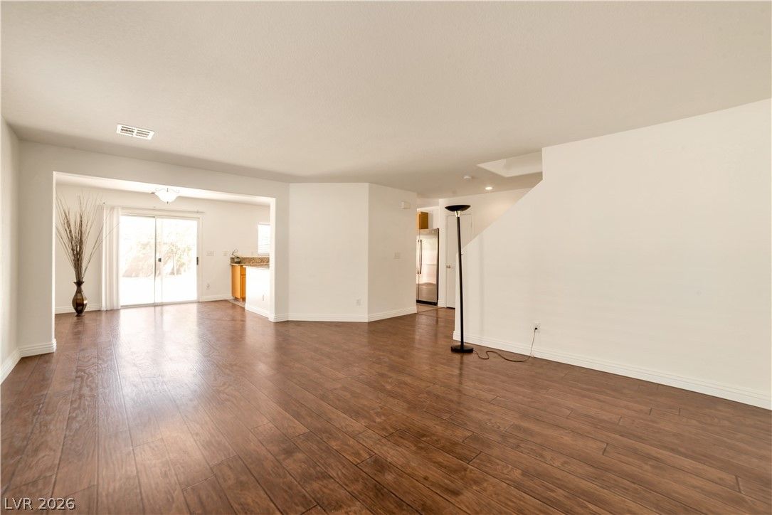 10274 Chigoza Pine Avenue — photo 2 of 26