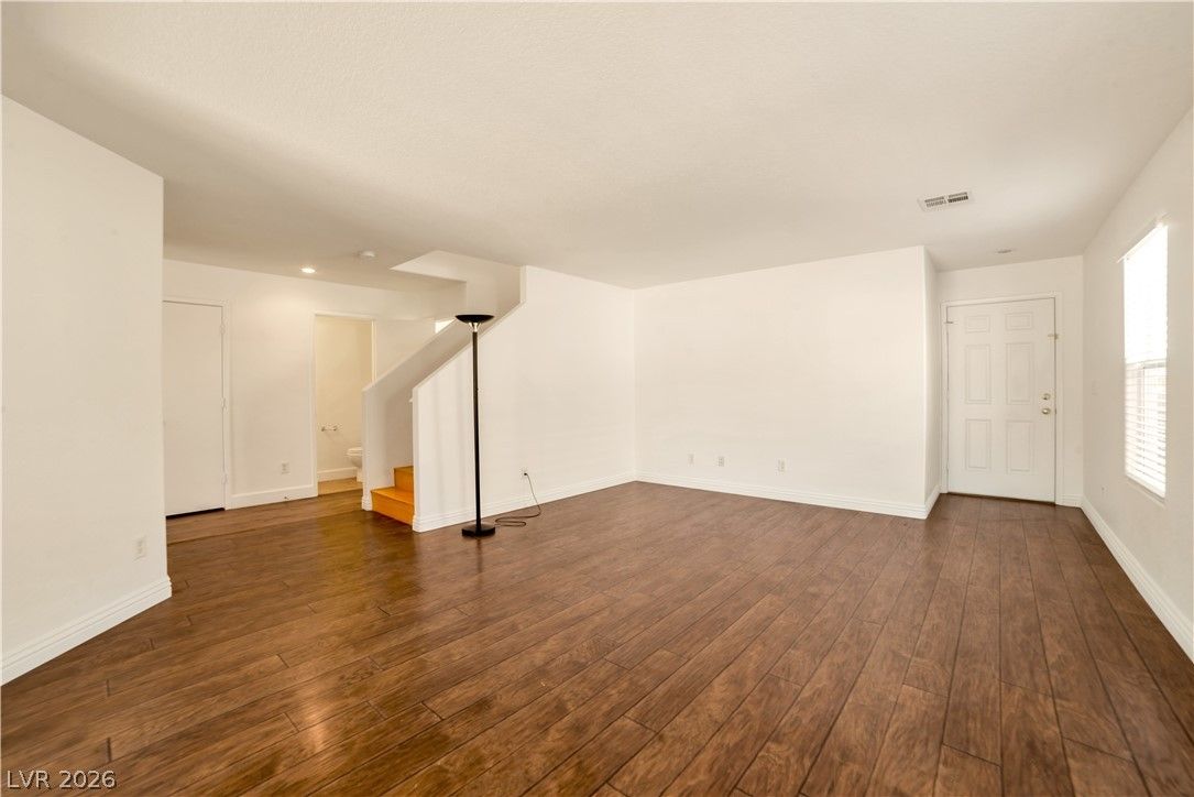 10274 Chigoza Pine Avenue — photo 4 of 26