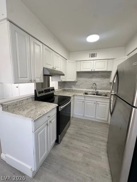 2121 Oceanus Lane 1 — photo 3