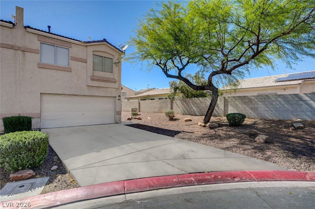 3389 Cheyenne Gardens Way — photo 3