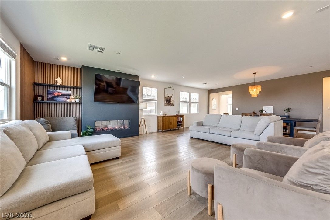 2741 Gallarate Drive — photo 4 of 62