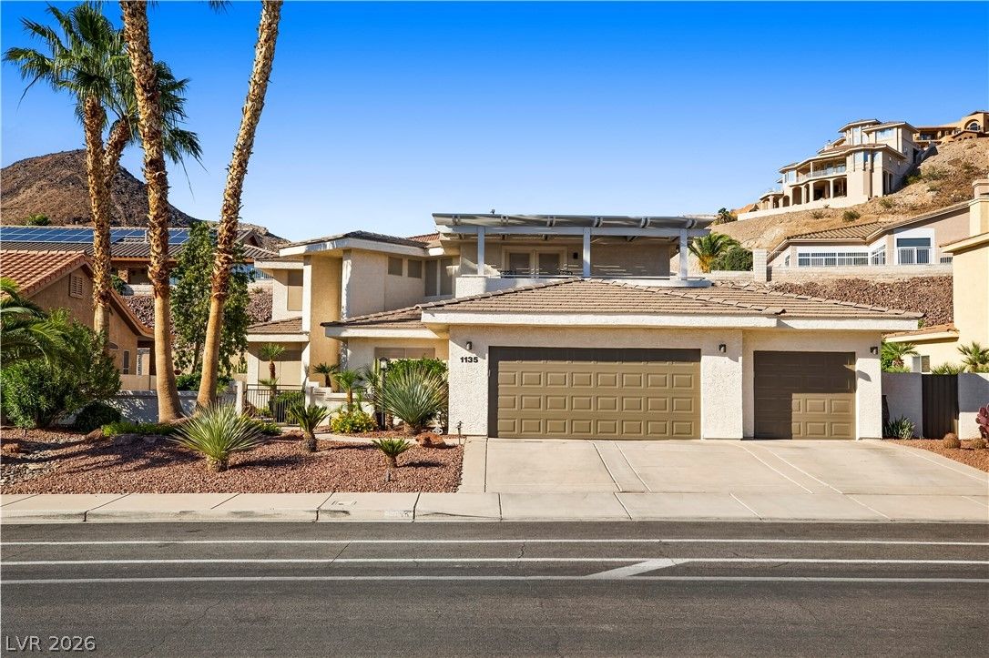 1135 Calico Ridge Drive — photo 2
