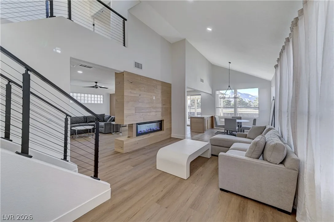 1317 Fox Acres Drive — photo 3
