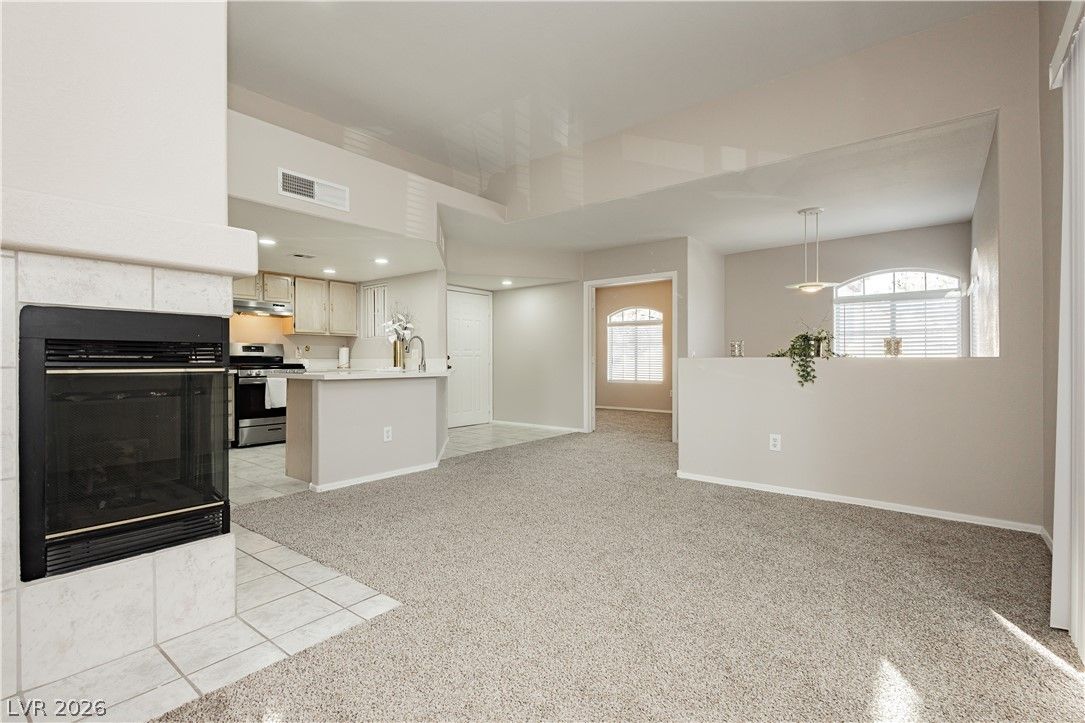 7400 West Flamingo Road 2094 — photo 4 of 24