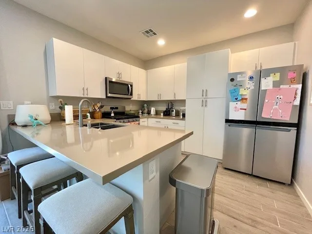 11238 Essence Point 210 — photo 3
