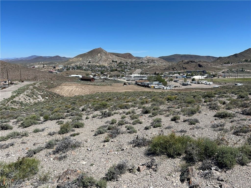 1480 WILD HORSE Run — photo 1 of 31
