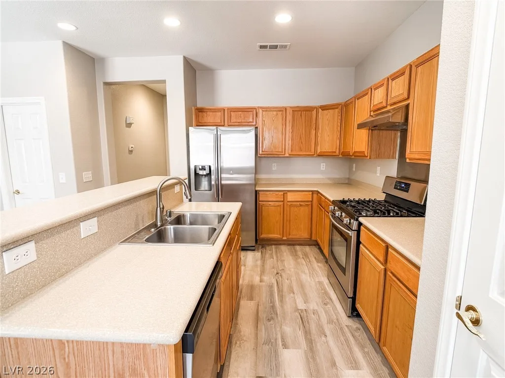 9082 Wine Cellar Avenue — photo 5
