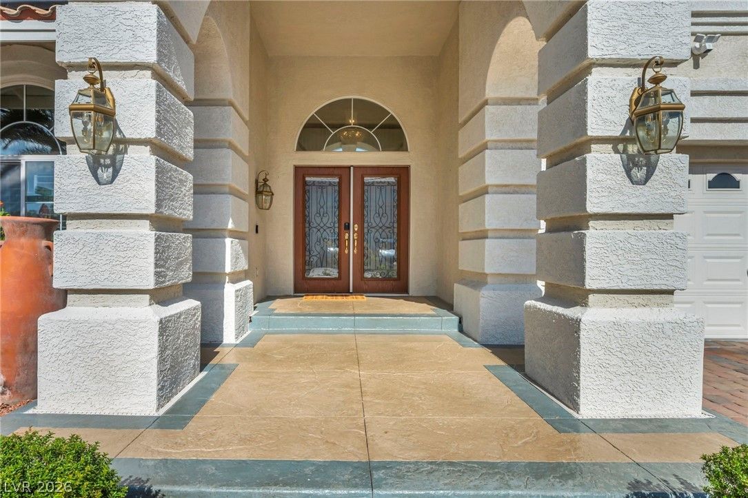 7624 Golden Lantern Court — photo 4