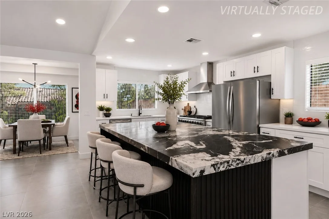 2520 Silverton Drive — photo 3