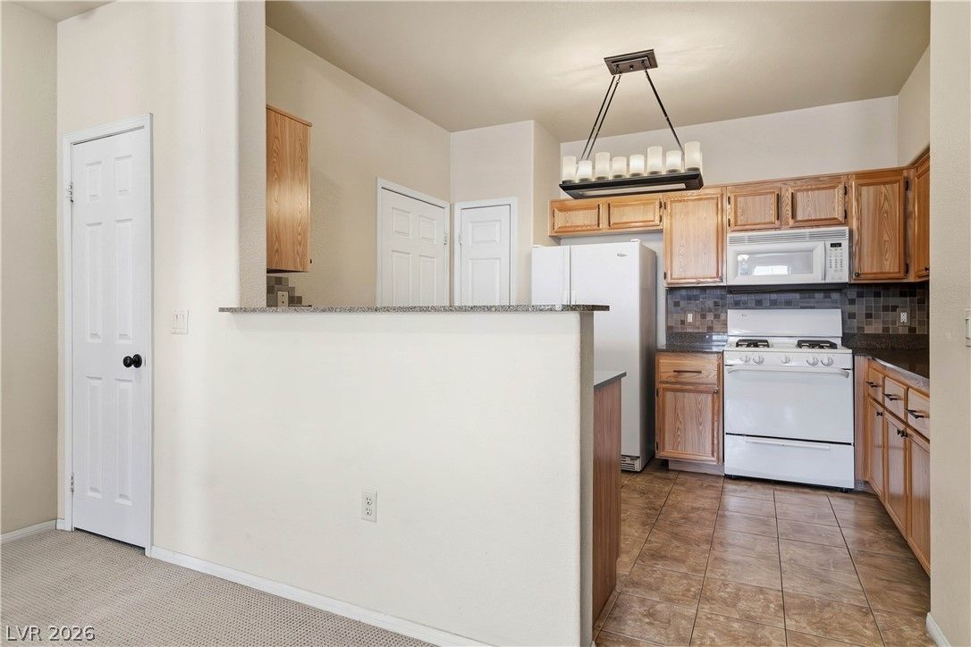 10550 West Alexander Road 2060 — photo 4 of 45