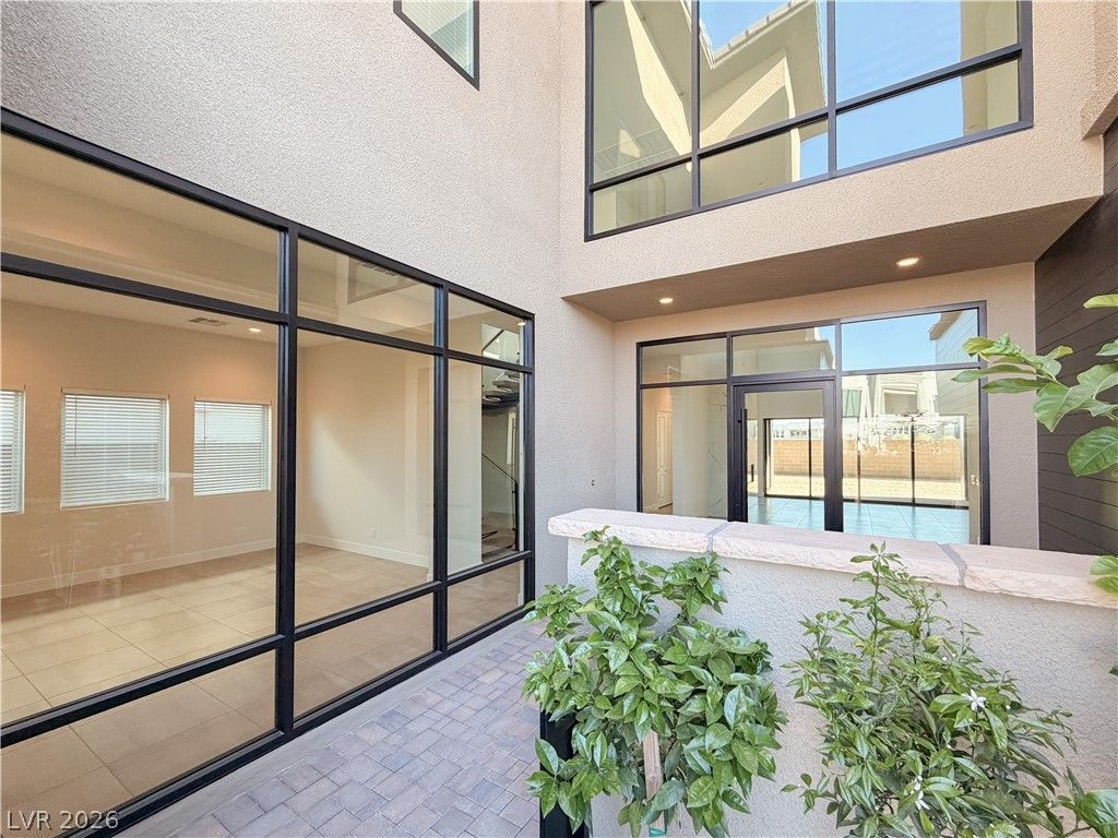 10761 Canyon Bloom Drive — photo 4