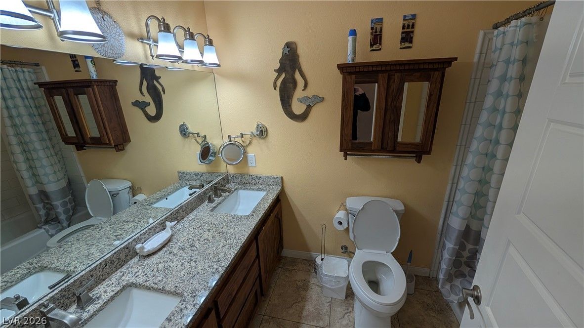 1061 PIKES PEAK Court — photo 5 of 23