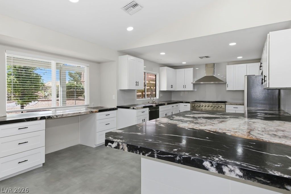 9917 Arbuckle Drive — photo 2