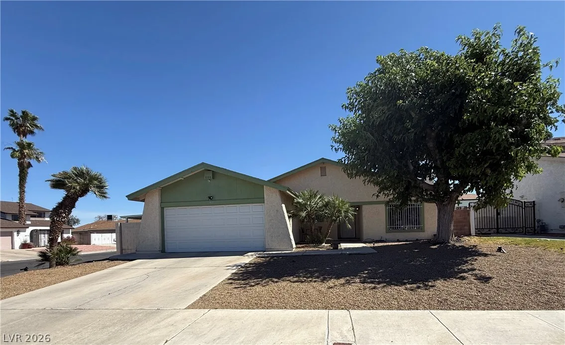 6747 Grandola Drive — photo 3