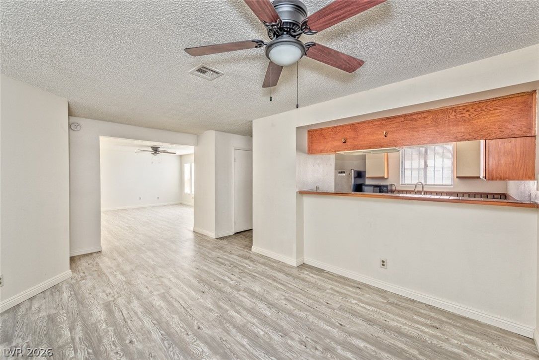 2080 Karen Avenue B63 — photo 3 of 15