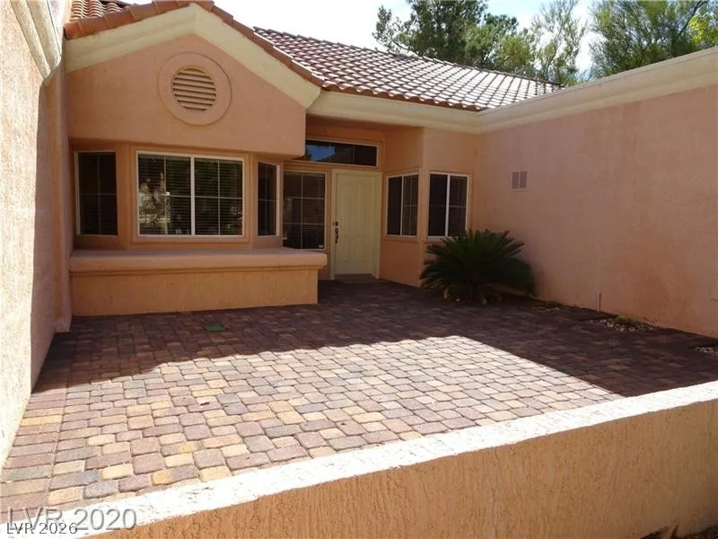 9537 Eagle Valley Drive — photo 3