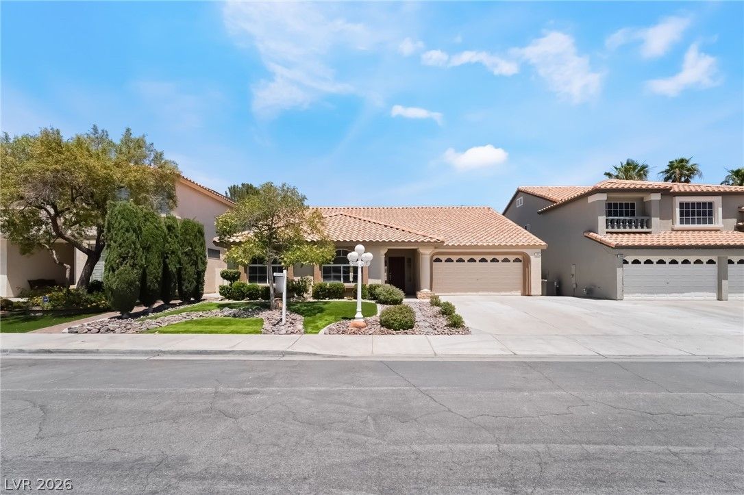 2442 Antler Point Drive — photo 3