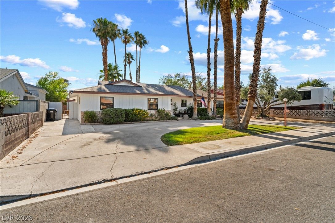 1212 Westlund Drive — photo 2