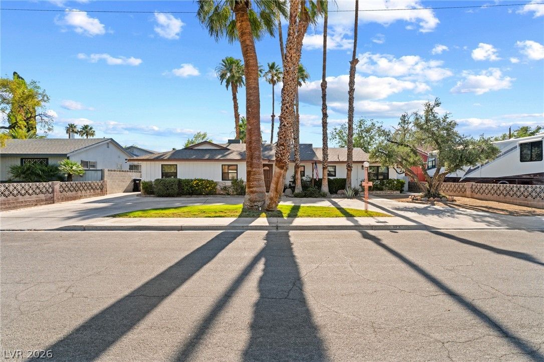 1212 Westlund Drive — photo 3