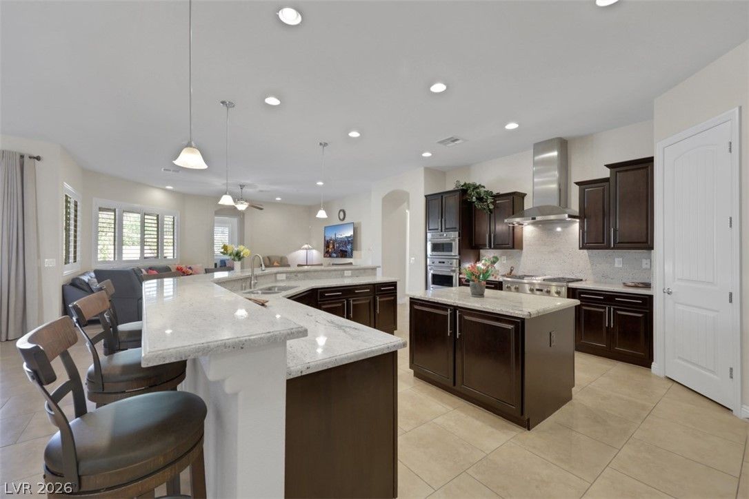 4310 Horizon Homes Street — photo 3