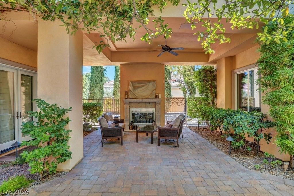9717 Winter Palace Drive — photo 3