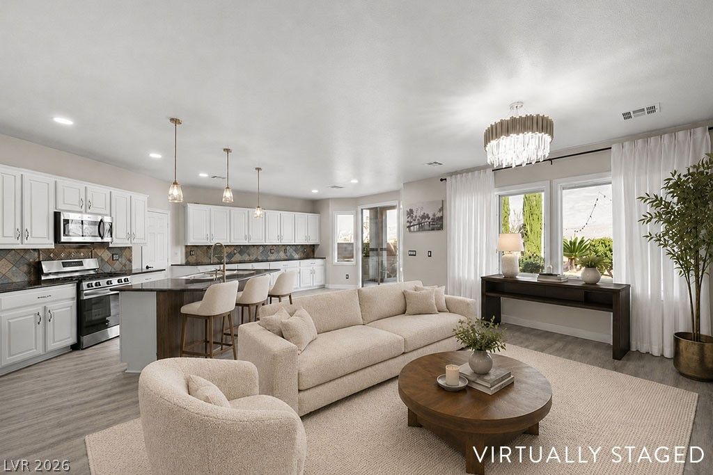 4104 Cathedral Falls Avenue — photo 3