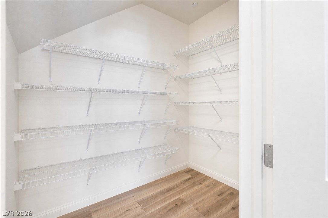10202 Handline Chute Street — photo 4