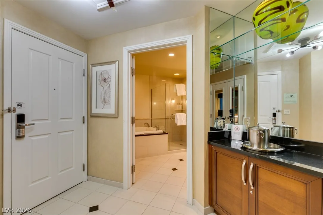 145 East HARMON Avenue 2615 — photo 3