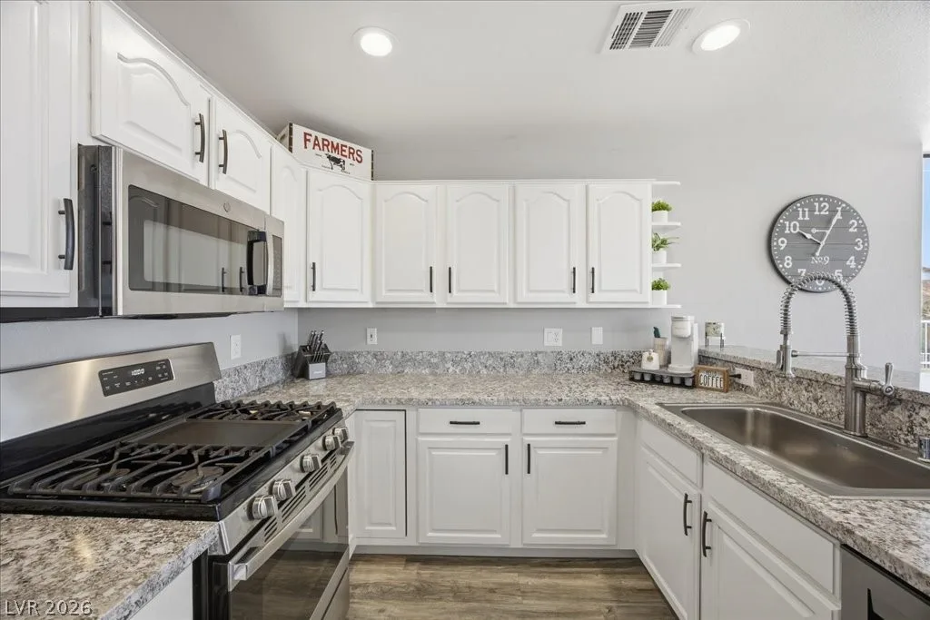 112 Ocean Mist Lane — photo 3