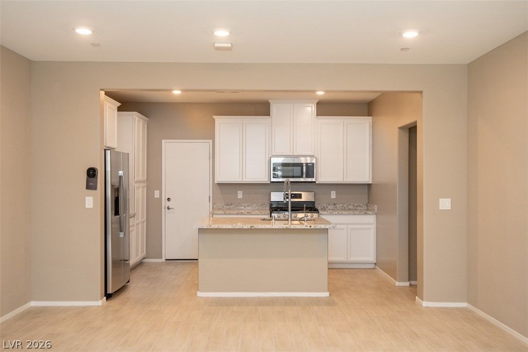 9 Alamere Falls Drive — photo 3 of 40
