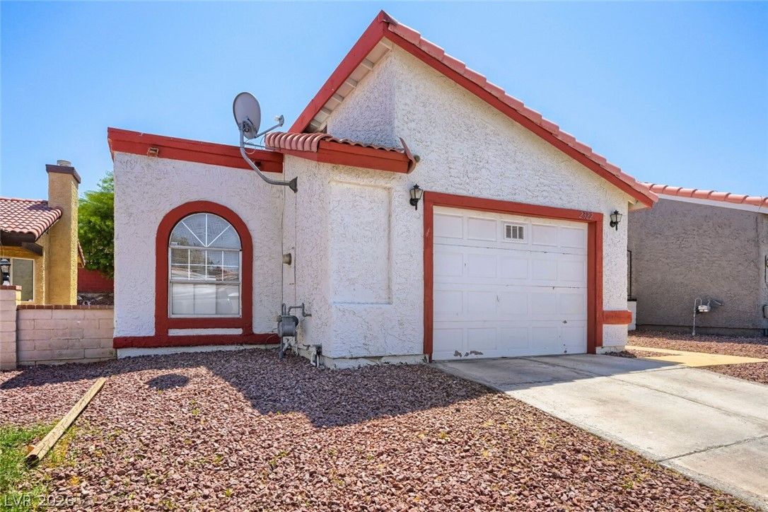 2322 Sabroso Street — photo 2 of 17