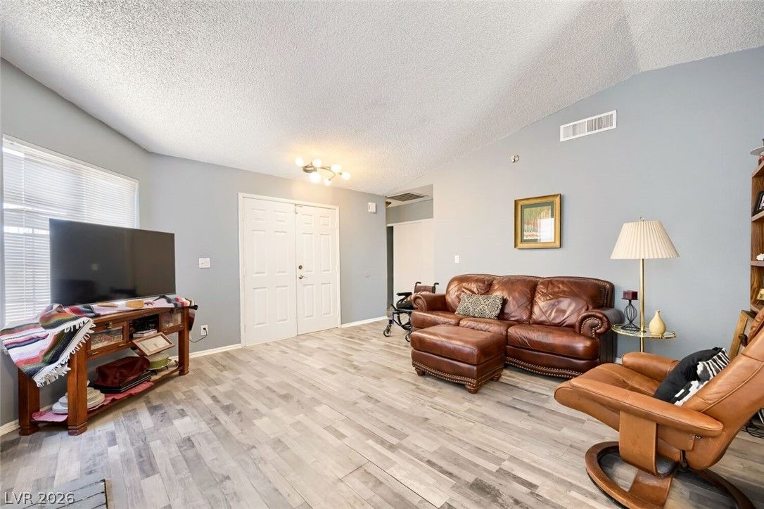 2322 Sabroso Street — photo 5 of 17
