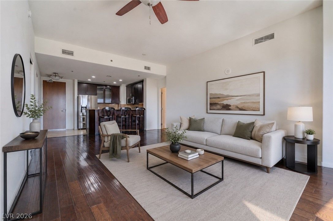 8255 Las Vegas Boulevard 906 — photo 1