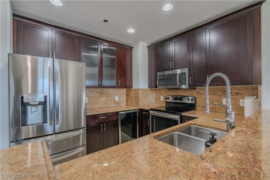 8255 Las Vegas Boulevard 906 — photo 5