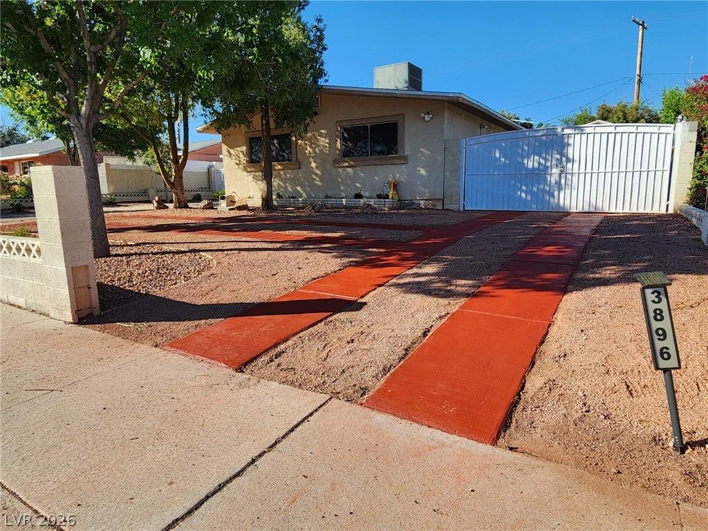 3896 Acapulco Avenue — photo 2 of 41