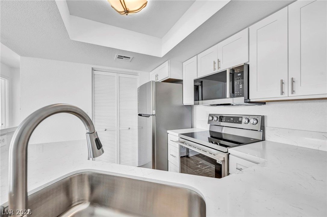 8600 West Charleston Boulevard 2143 — photo 3