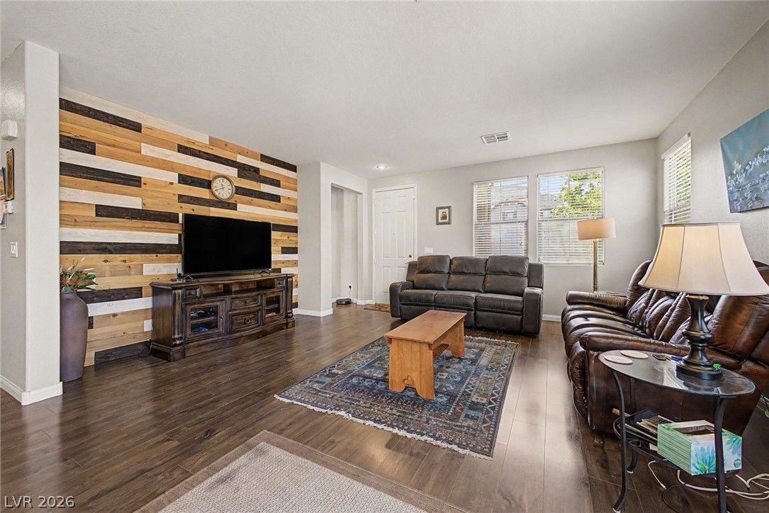 10827 Azure Ocean Avenue — photo 5