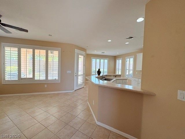 5145 Vincitor Street — photo 5 of 30