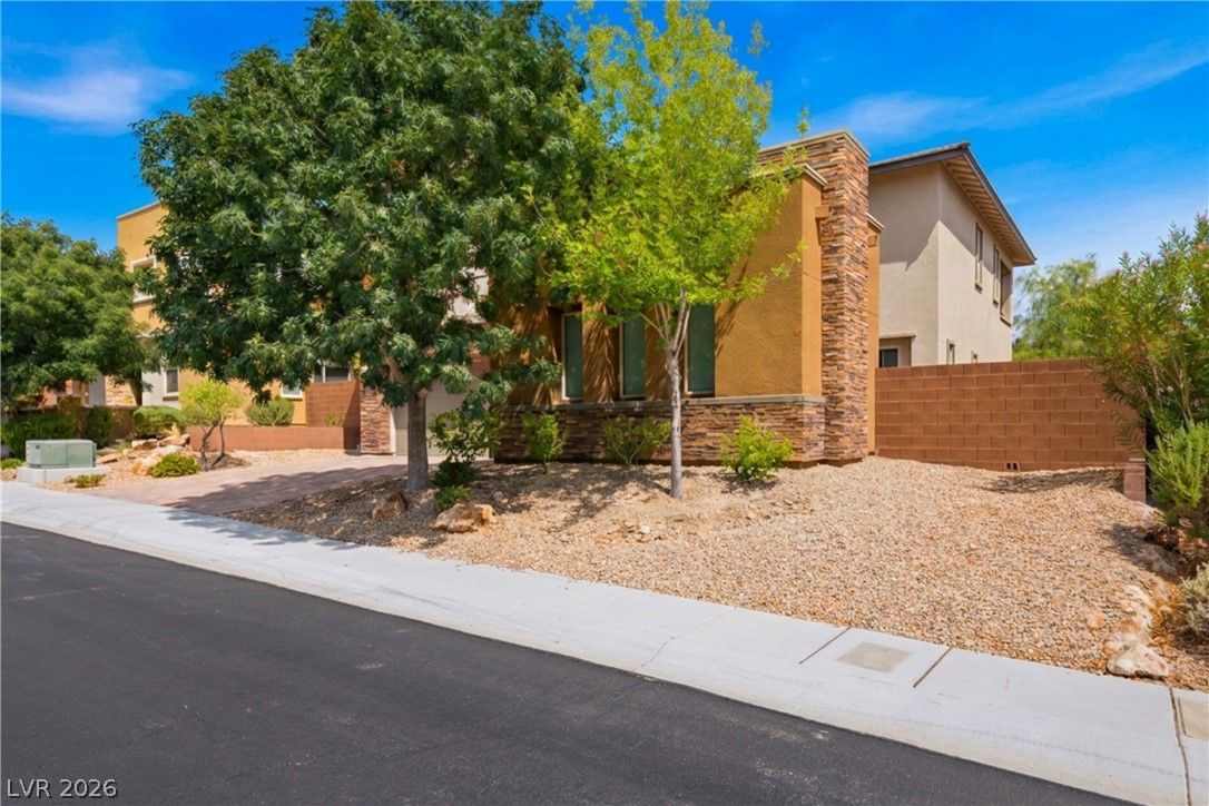 10314 Apache Blue Avenue — photo 4