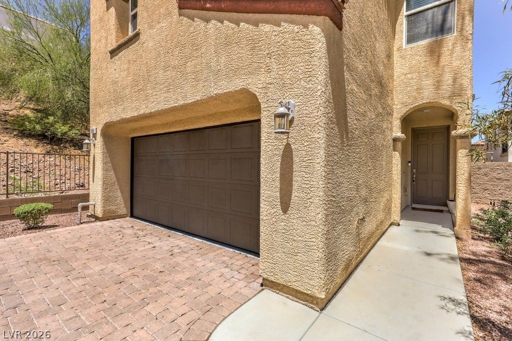 1556 Otero Valley Court — photo 5 of 42