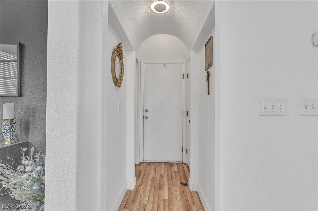 9177 Dazzle Accent Court — photo 3