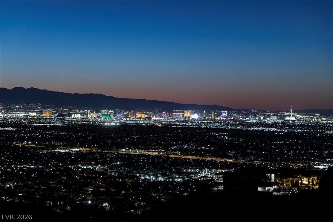 523 Rock Peak Drive — photo 3