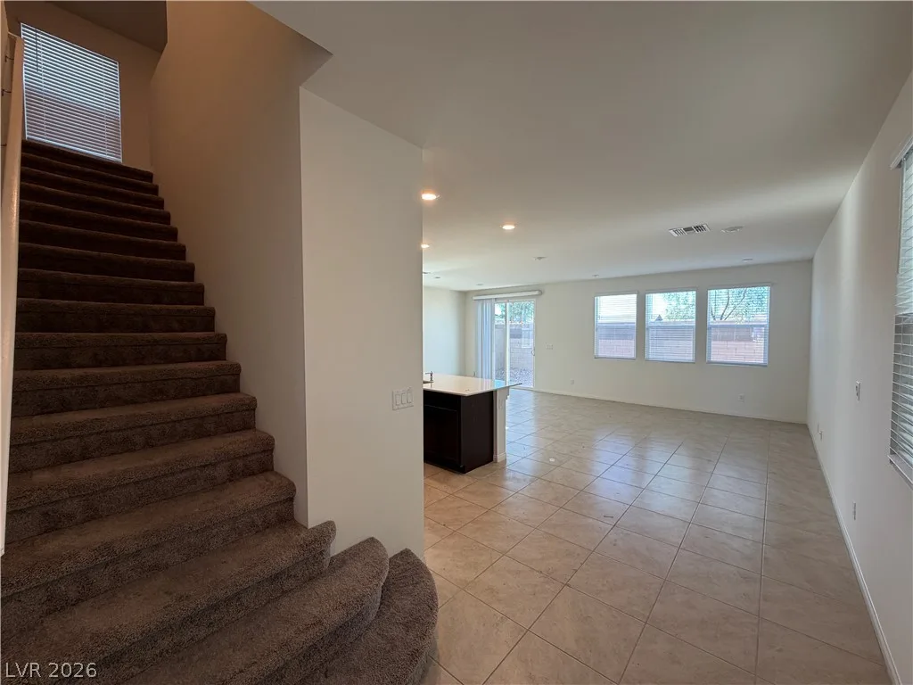 7056 Dandelion Park Avenue — photo 2