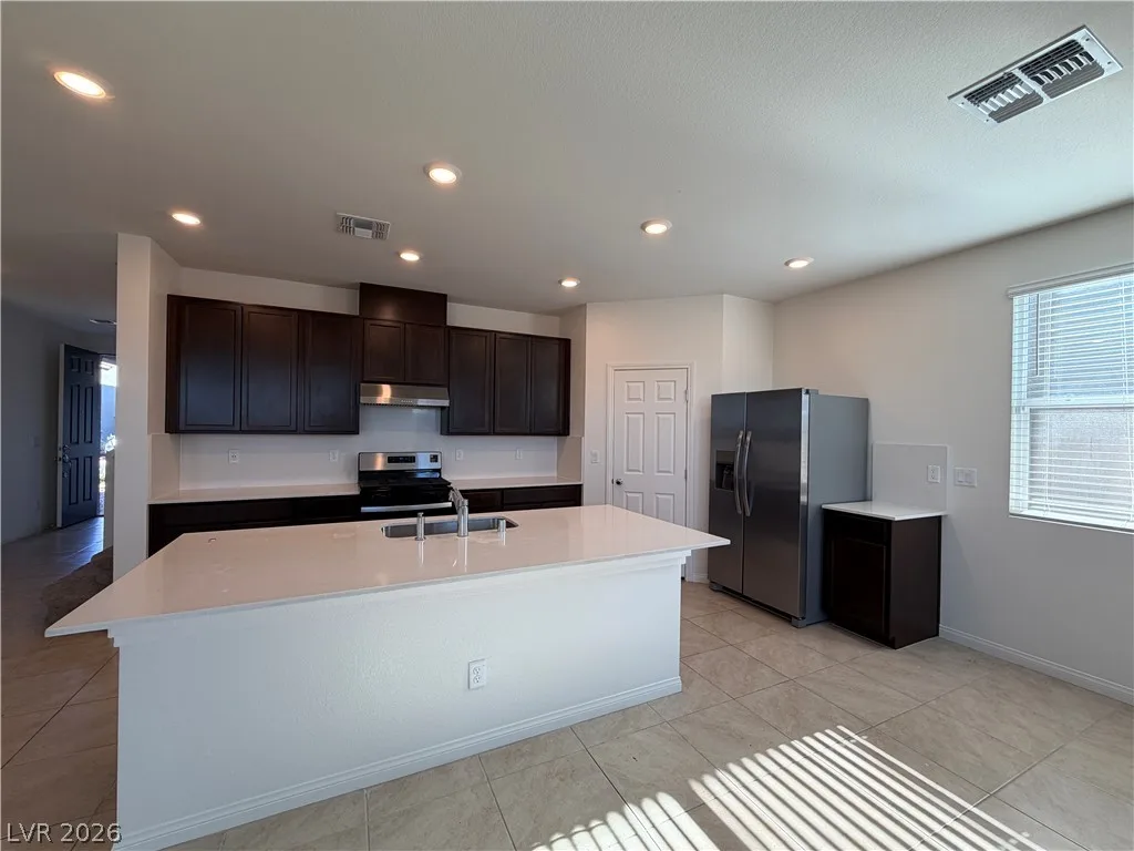 7056 Dandelion Park Avenue — photo 4