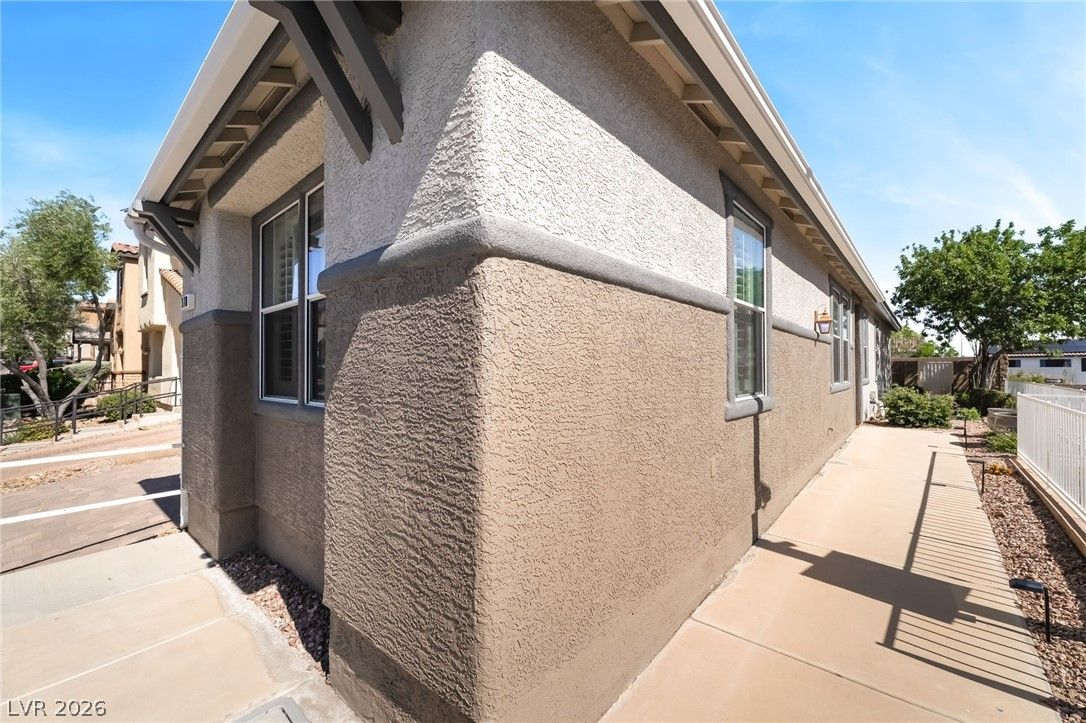 178 Cloud Cover Avenue — photo 4