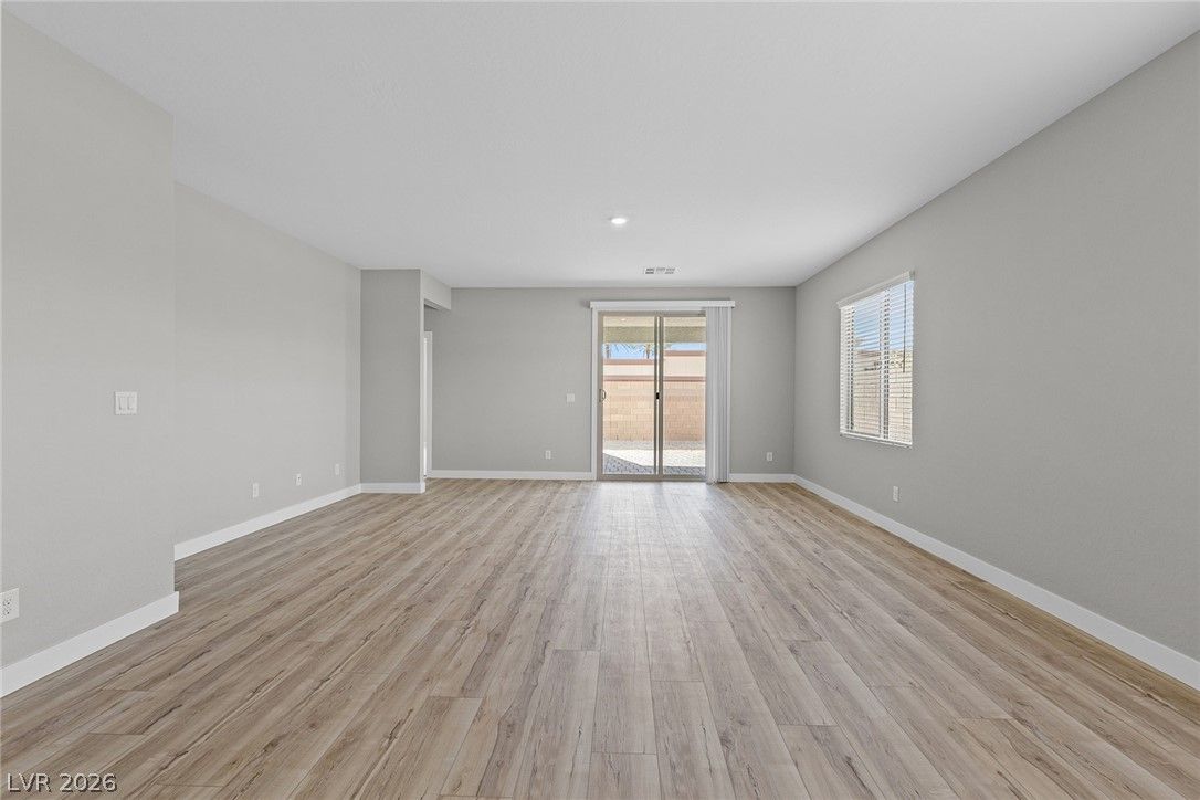 4536 Cave Lake Avenue — photo 5 of 8