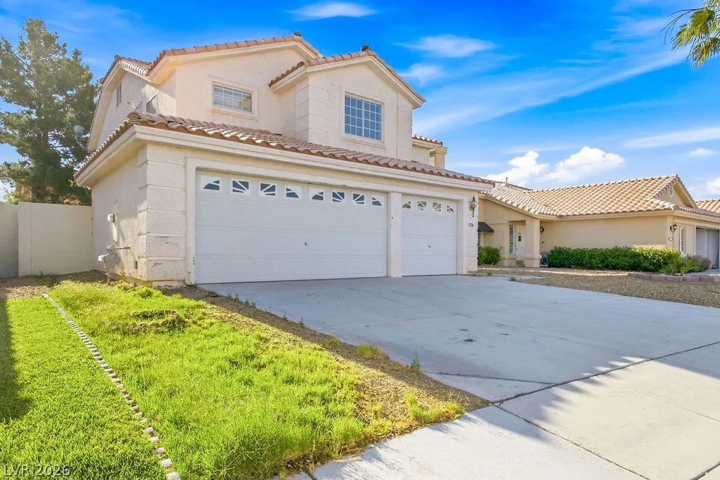 3714 PARIA CANYON Street 0 — photo 2