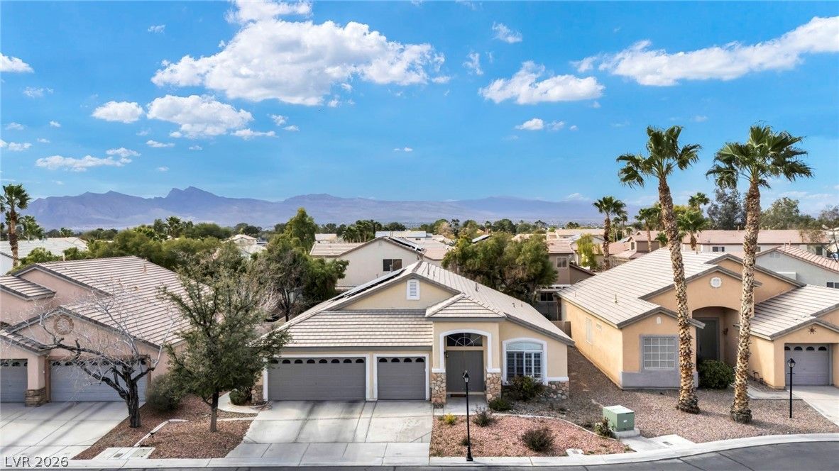 7325 Jack Russell Street — photo 4